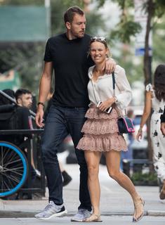 Caroline Wozniacki feet photo thumbnail