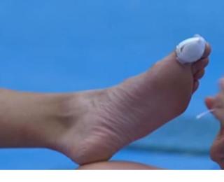 Caroline Wozniacki feet photo thumbnail