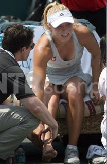 Caroline Wozniacki feet photo thumbnail