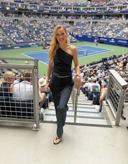 Caroline Wozniacki feet photo 3