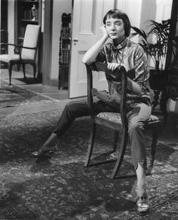 Carolyn Jones feet photo thumbnail