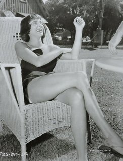 Carolyn Jones feet photo thumbnail