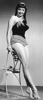 Carolyn Jones feet photo thumbnail