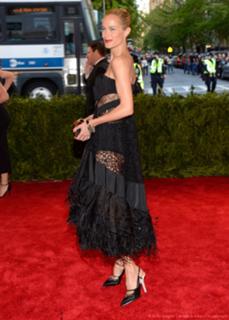 Carolyn Murphy feet photo 7