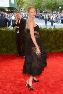 Carolyn Murphy feet photo 6