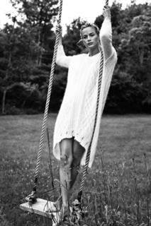 Carolyn Murphy feet photo 16