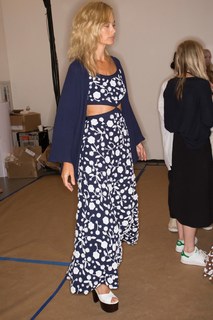 Carolyn Murphy feet photo 4