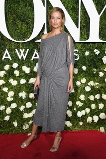 Carolyn Murphy feet photo 6
