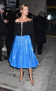Carolyn Murphy feet photo 10
