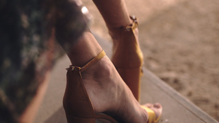 Carolyn Murphy feet photo 7