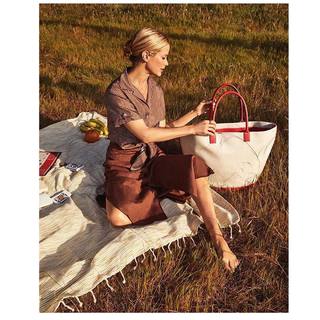 Carolyn Murphy feet photo 20