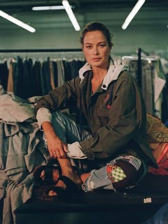 Carolyn Murphy feet photo 10