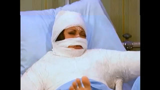 Carrie Ann Inaba feet photo thumbnail