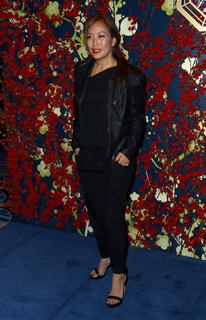 Carrie Ann Inaba feet photo thumbnail