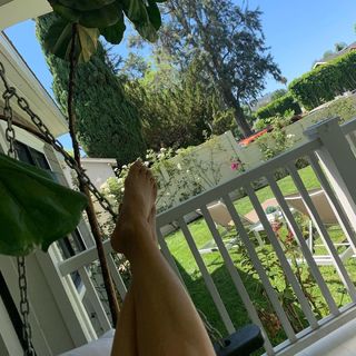 Carrie Ann Inaba feet photo thumbnail