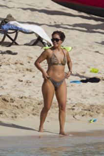 Carrie Ann Inaba feet photo thumbnail