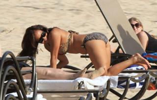 Carrie Ann Inaba feet photo thumbnail