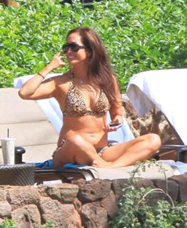 Carrie Ann Inaba feet photo thumbnail