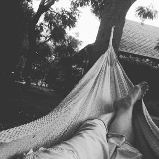 Carrie-Anne Moss feet photo thumbnail