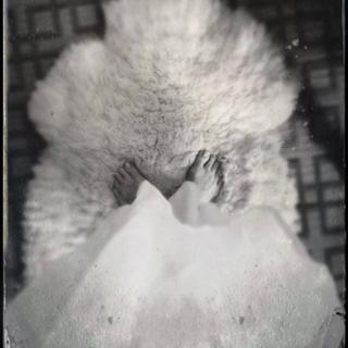 Carrie-Anne Moss feet photo thumbnail