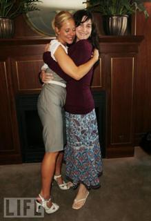 Carrie-Anne Moss feet photo thumbnail