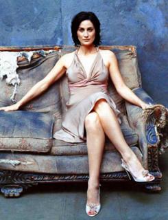 Carrie-Anne Moss feet photo thumbnail