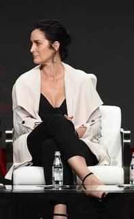 Carrie-Anne Moss feet photo thumbnail