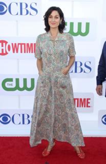 Carrie-Anne Moss feet photo thumbnail