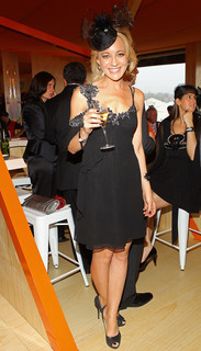 Carrie Bickmore feet photo 4