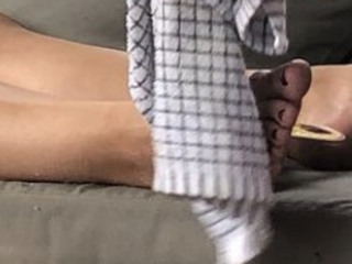 Carrie Bickmore feet photo 20