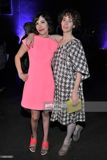 Carrie Brownstein feet photo 11