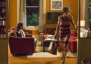 Carrie Coon feet photo thumbnail