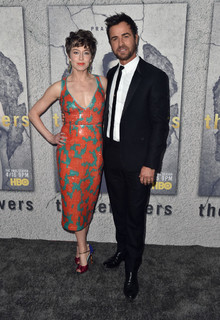 Carrie Coon feet photo thumbnail