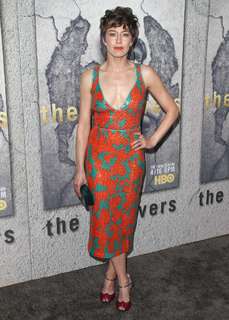 Carrie Coon feet photo thumbnail