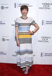 Carrie Coon feet photo thumbnail