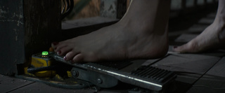 Carrie Coon feet photo thumbnail