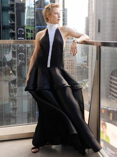 Carrie Coon feet photo 9