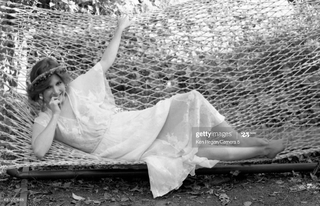 Carrie Fisher feet photo thumbnail