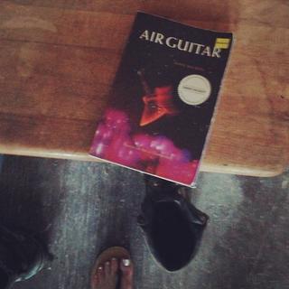 Carrie Keagan feet photo thumbnail