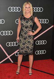 Carrie Keagan feet photo thumbnail