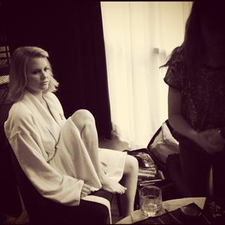 Carrie Keagan feet photo thumbnail