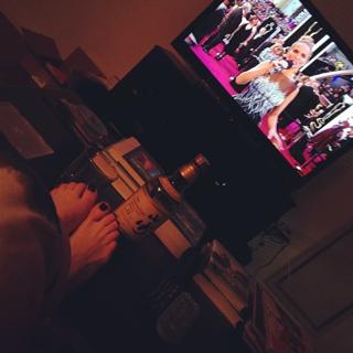 Carrie Keagan feet photo thumbnail