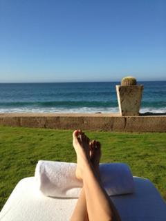 Carrie Underwood feet photo thumbnail