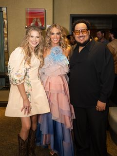 Carrie Underwood feet photo 2