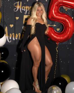 Carriejune Anne Bowlby feet photo 12