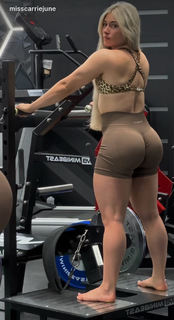 Carriejune Anne Bowlby feet photo 14