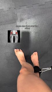 Carriejune Anne Bowlby feet photo 5