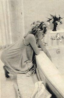 Carroll Baker feet photo 1