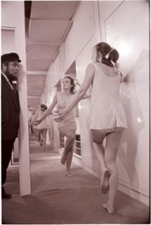 Carroll Baker feet photo 1