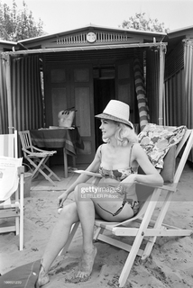 Carroll Baker feet photo 20